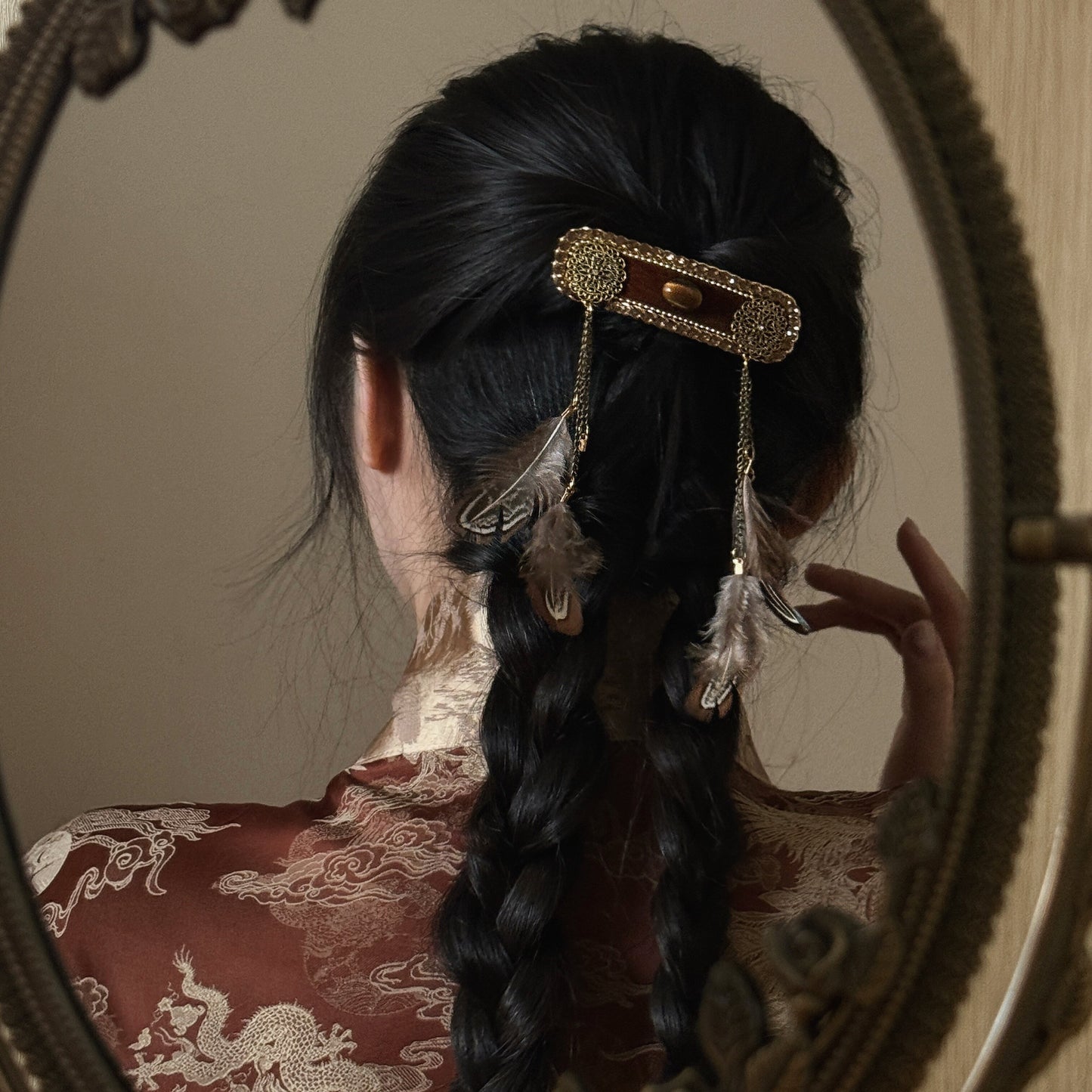 Vintage Gold Feather Tassel Hair Clip