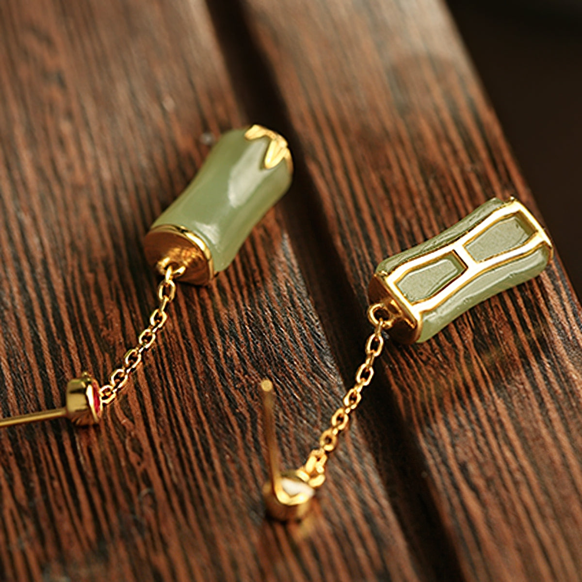 Bamboo knot green drops earrings, paired display