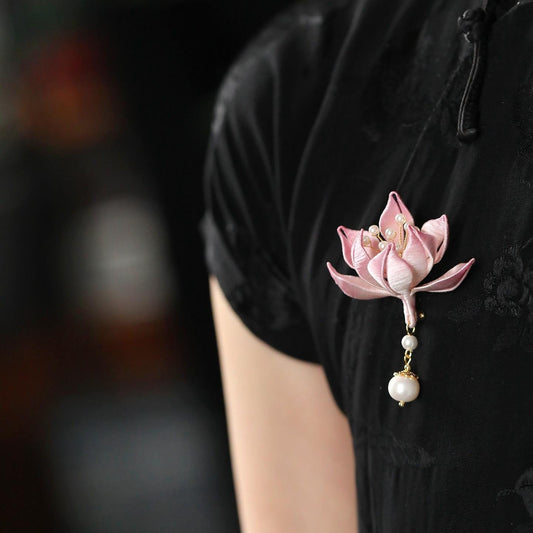 Silk butterfly Ronghua velvet flower brooch from Whisper Of Craft
