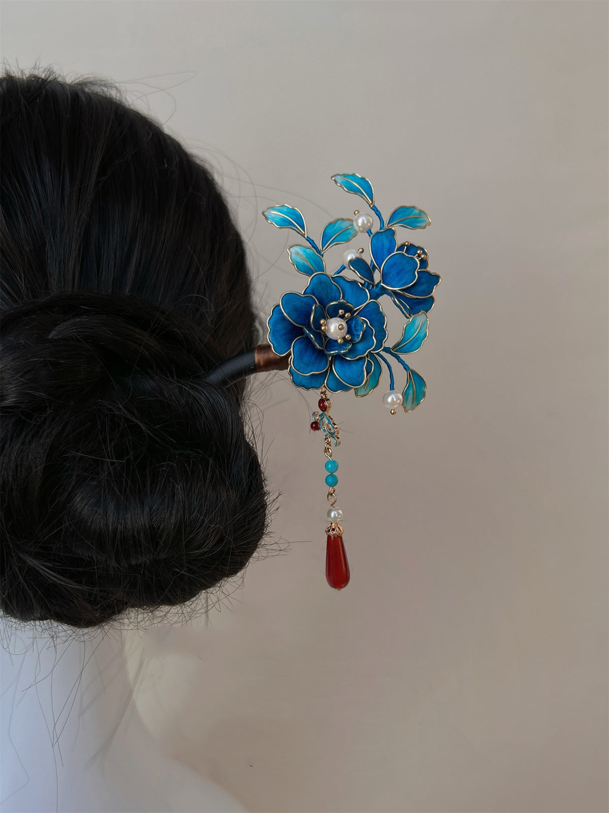 Handmade Floral Chan Hua Hairpins, Black Wood Silk Wrapped Peony Camellia Hairpin with Pearls & Red Agate