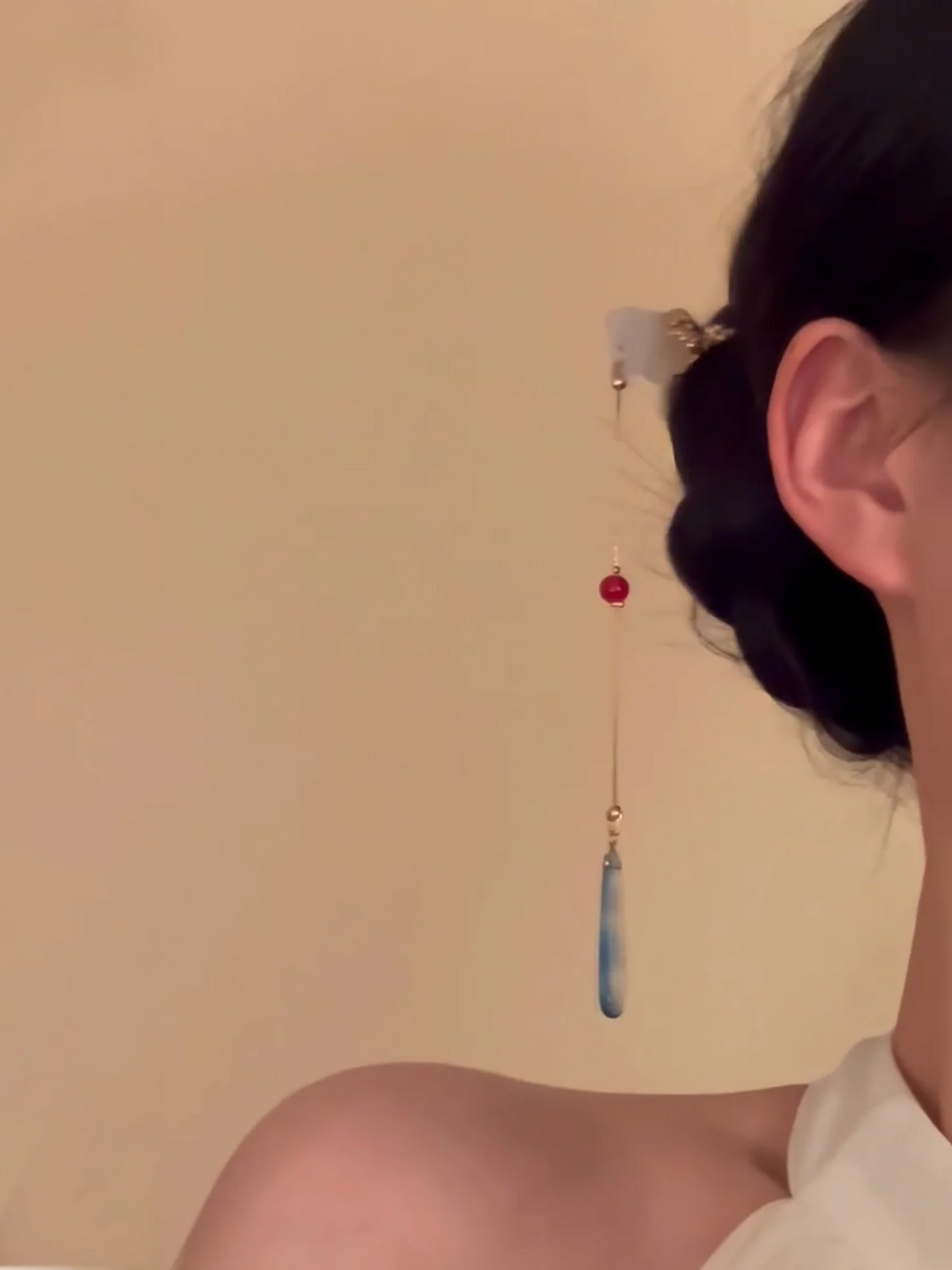 Elegant Blue Teardrop Hairpin – New Chinese Style Hair Stick for Hanfu, Qipao and Formal Wear