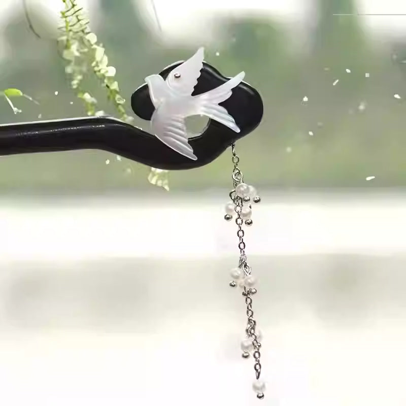 Natural Mother-of-Pearl Swallow Hairpin – Black Ebony with Pearl Tassels