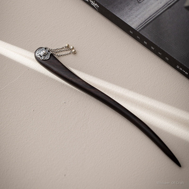 Black Ebony Lotus Hairpin with Pearl Tassels – Elegant Traditional Hair Stick