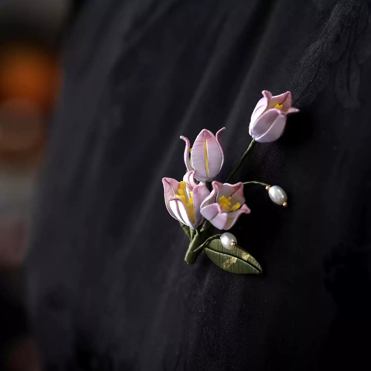 New Chinese Style Lily of the Valley Corsage – Artistic Floral Brooch for Dresses and Outerwear