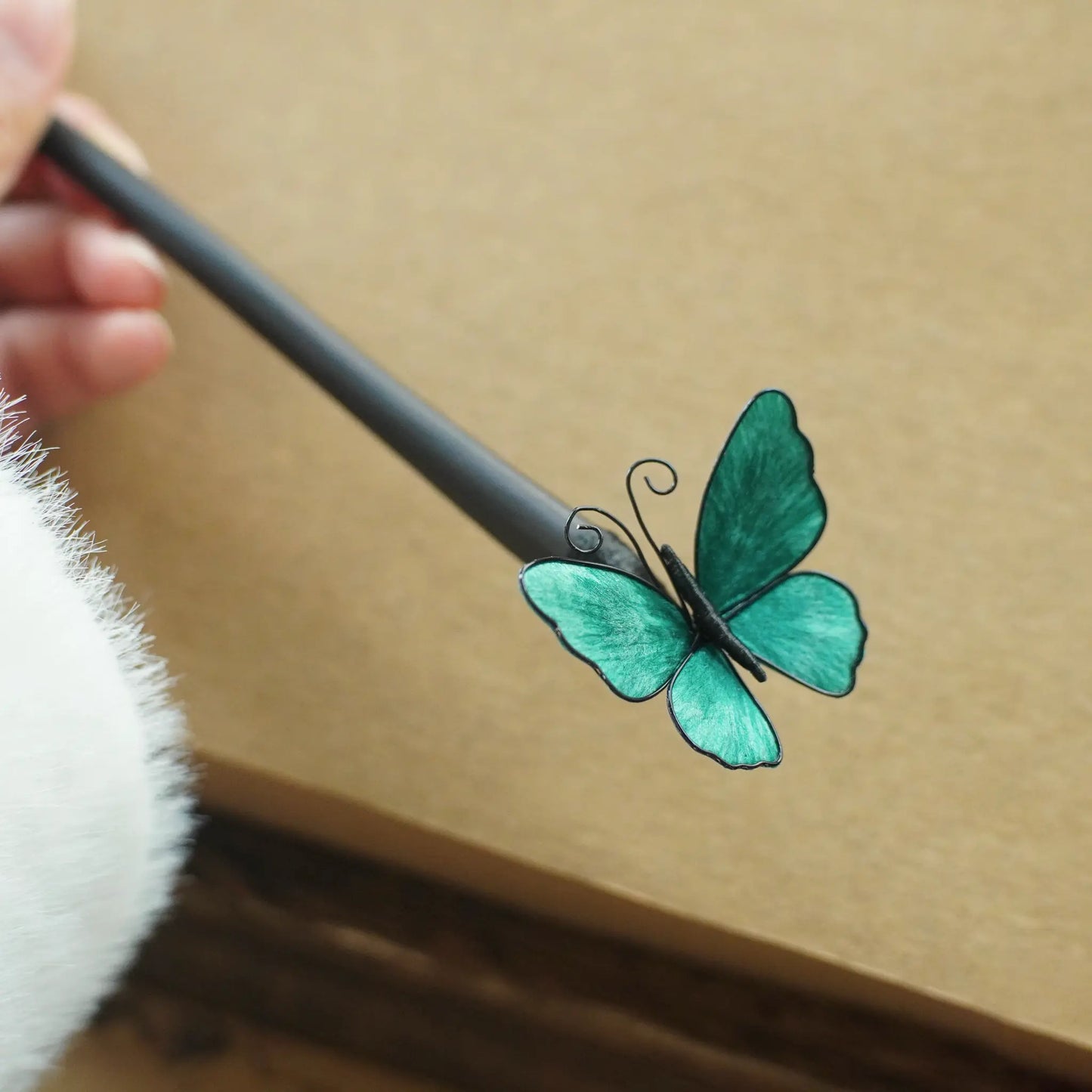 Emerald Green Butterfly Hair Stick – Elegant Nature-Inspired Hair Pin