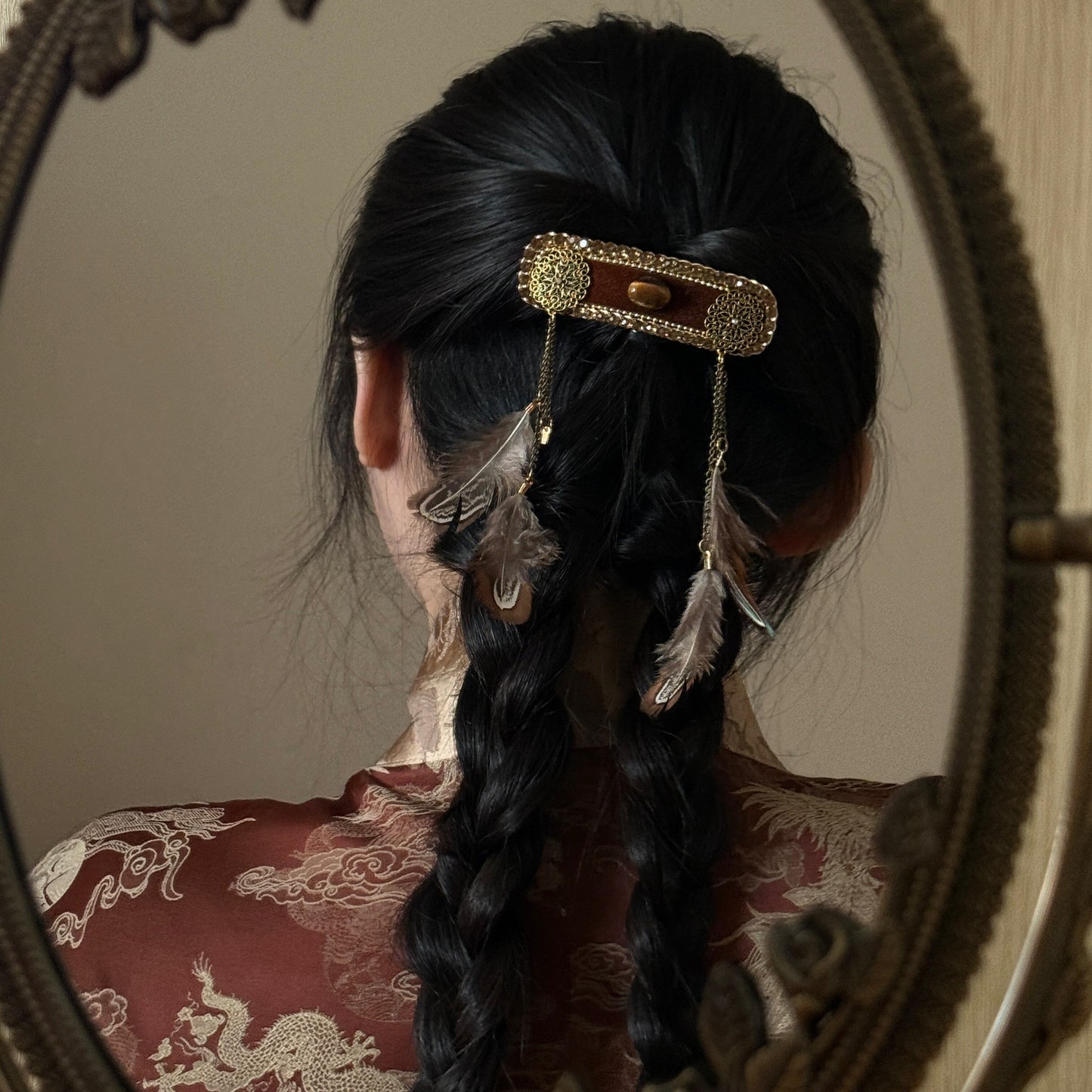 Vintage Gold Feather Tassel Hair Clip