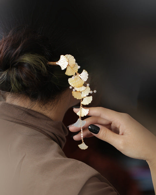 Ginkgo Leaf Step Shake Pearl Tassel Hairpin