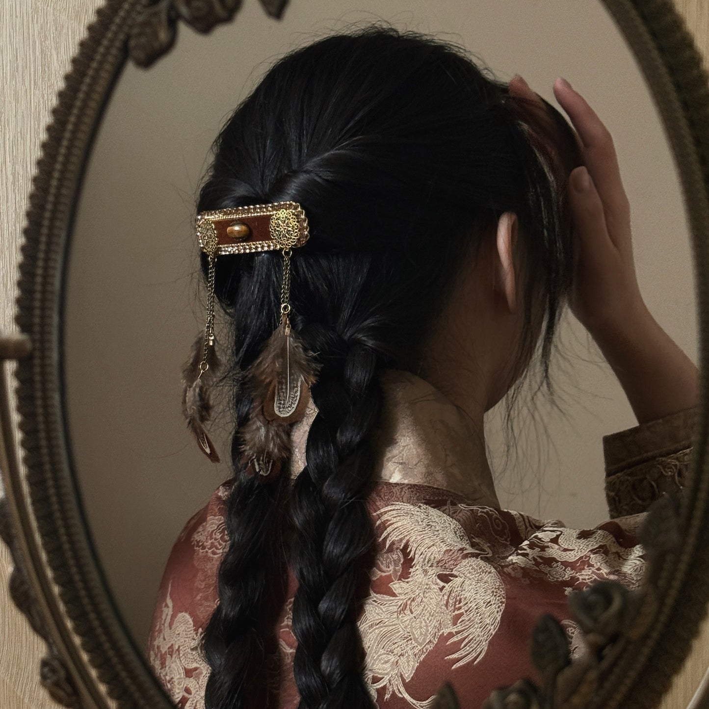 Vintage Gold Feather Tassel Hair Clip