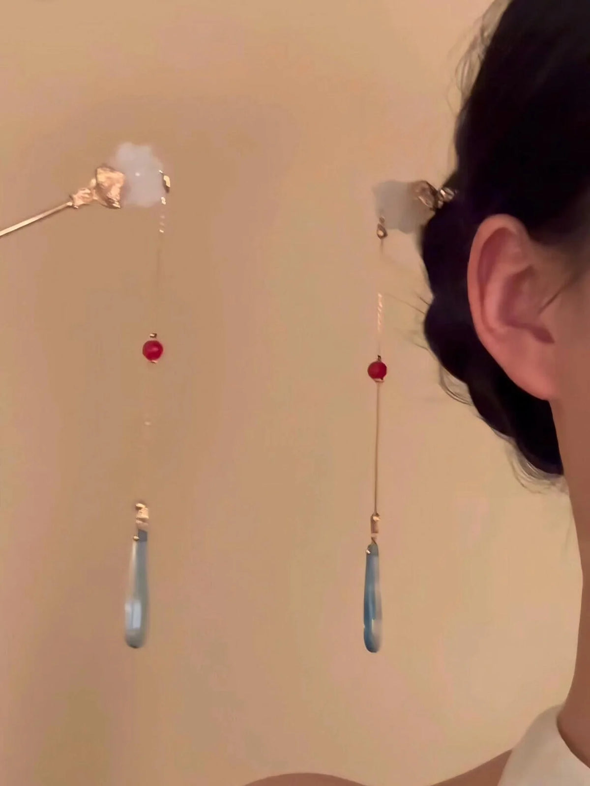 Elegant Blue Teardrop Hairpin – New Chinese Style Hair Stick for Hanfu, Qipao and Formal Wear