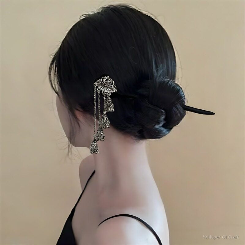 Silver Lotus Tassel Hairpin – Vintage Floral Hair Stick with Long Dangles