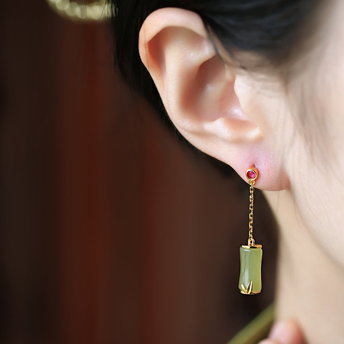 Bamboo knot green drops earrings, side profile