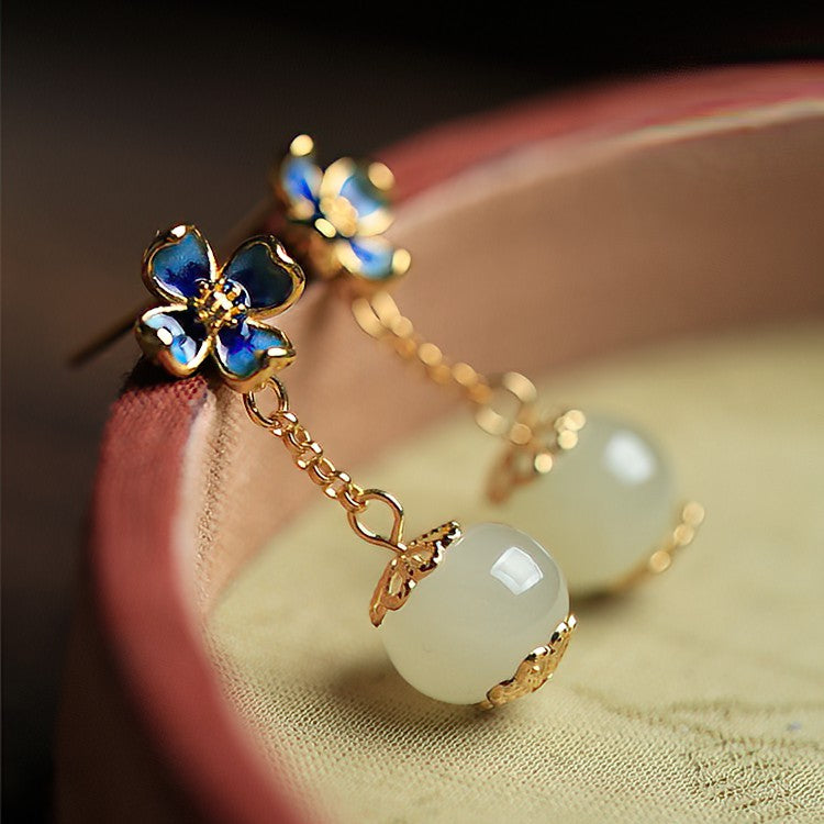 Four-leaf green earrings earrings, front view