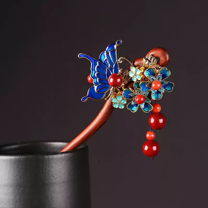 Chinese Butterfly Hairpin – Vintage Floral Red Sandalwood Hair Stick for Women