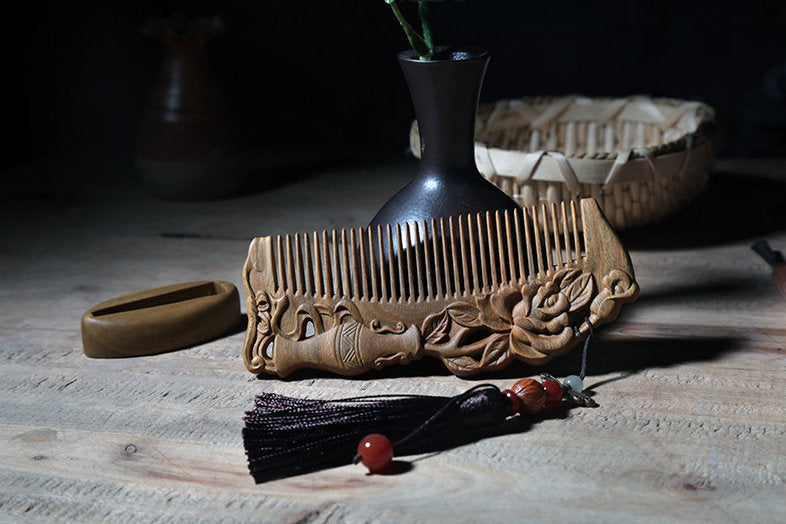 Green Sandalwood Massage Comb Anti Static Carved