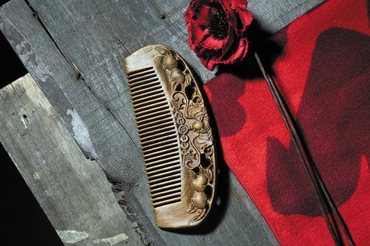 Green Sandalwood Massage Comb Anti Static Wooden