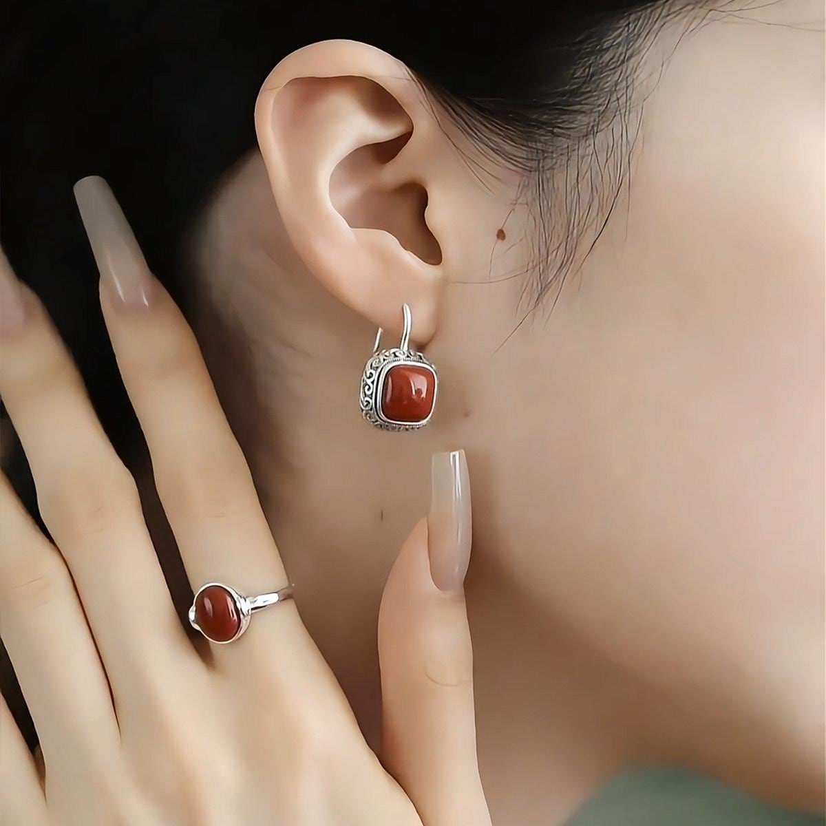 Red Agate Asymmetric Long Dangle Chinese Style Earrings