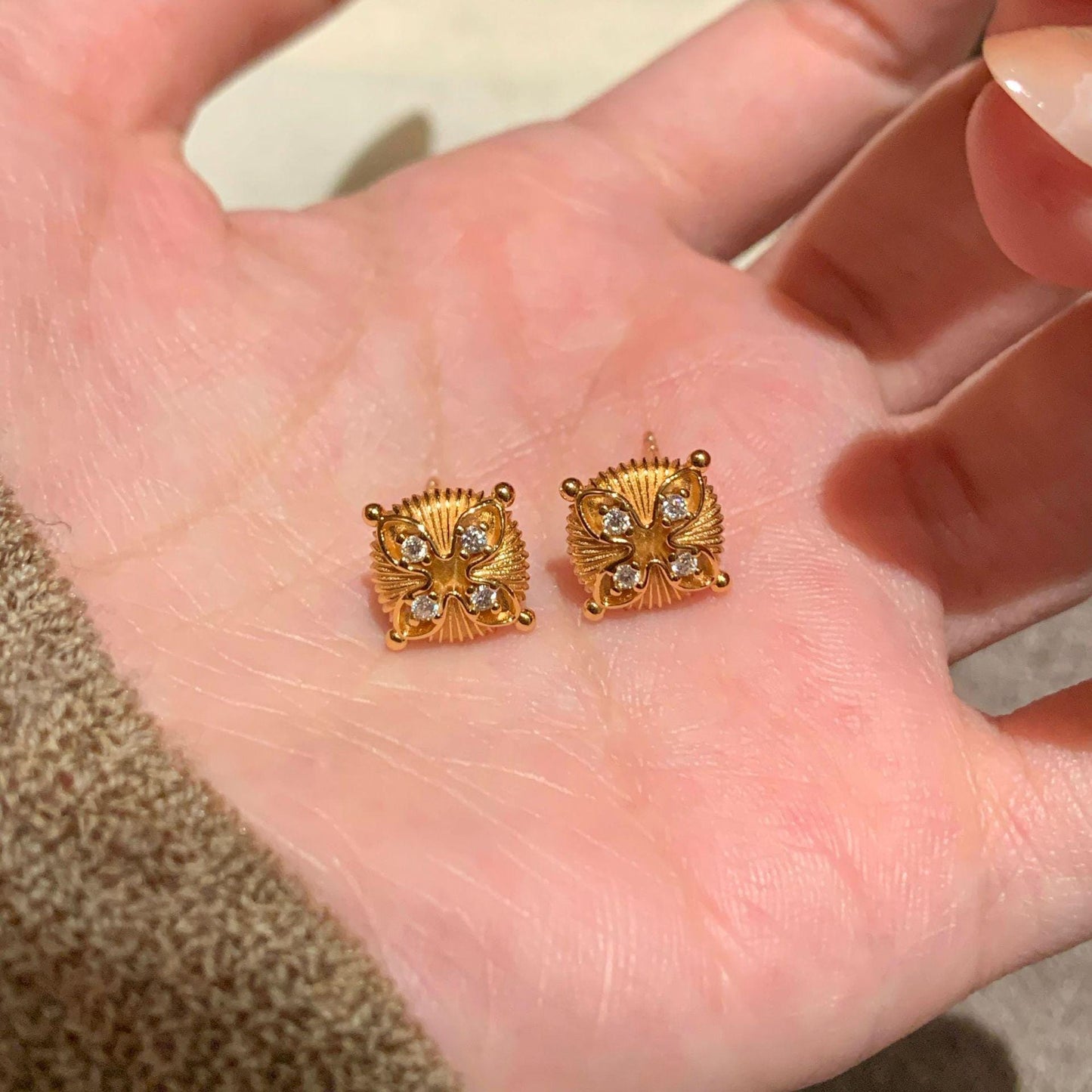 S925 Sterling Silver Gold Plated Floral Crystal Stud Earrings