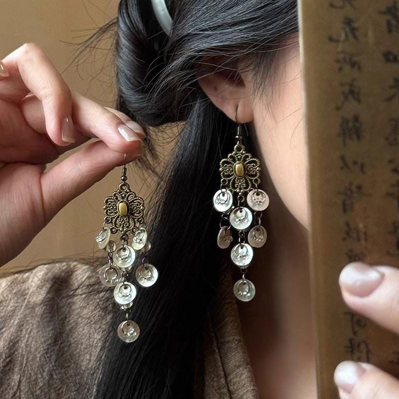Vintage Metal Shell Long Tassel Fringe Earrings