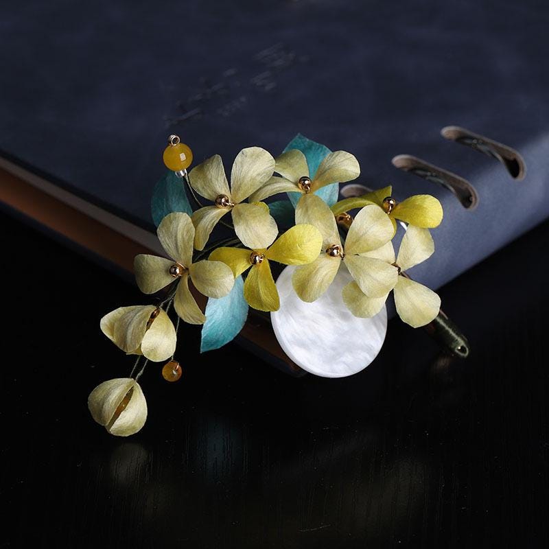 Handmade Silk Flower Hair Clip Pearl Bee Hairpin