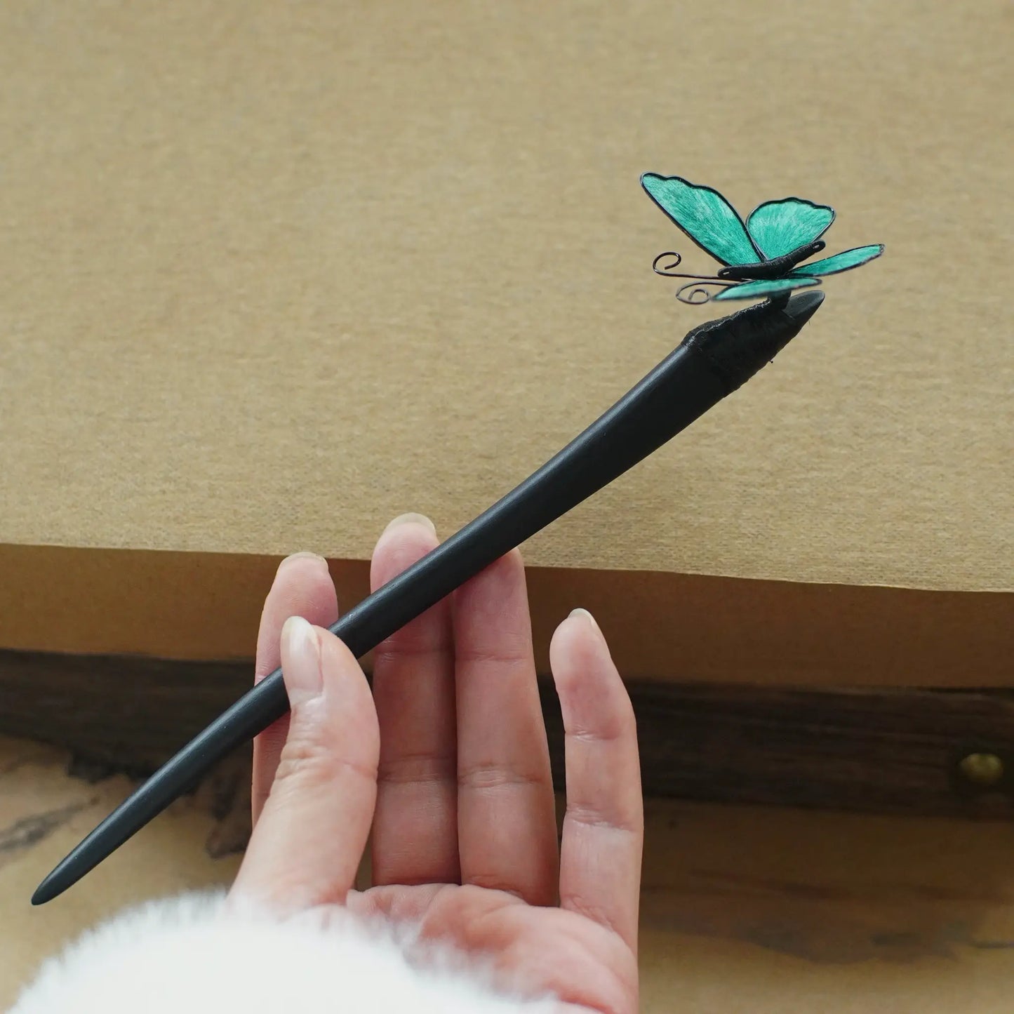 Emerald Green Butterfly Hair Stick – Elegant Nature-Inspired Hair Pin